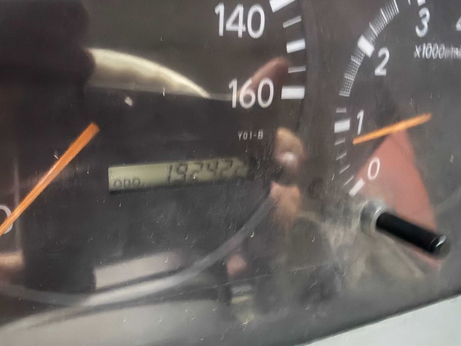 Carrinha Toyota dyna tribasculante 3.0CC