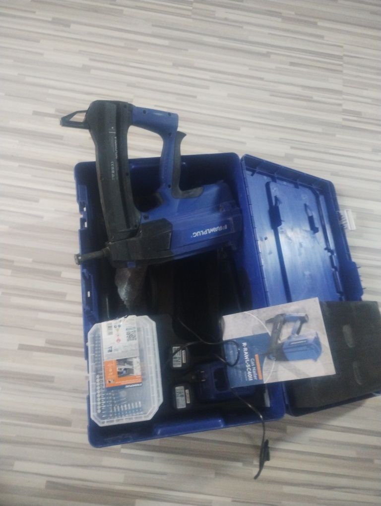 Gwoździarka gazowa akumulatorowa Rawlcase RAWLPLUG | R-SC4011