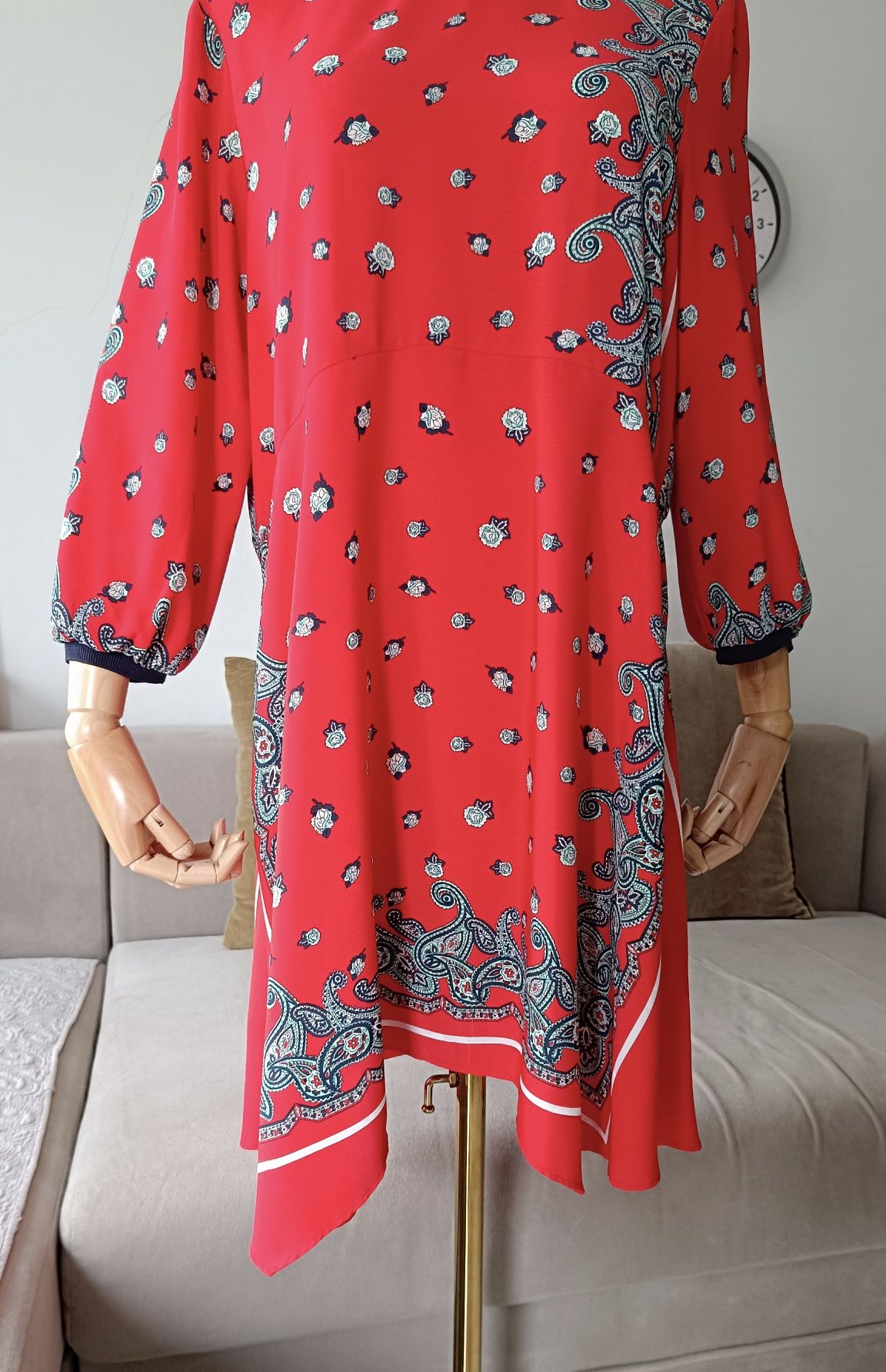 Sukienka Zara wzór palisey biust 49x2 M L red asymetryczna babydollydo