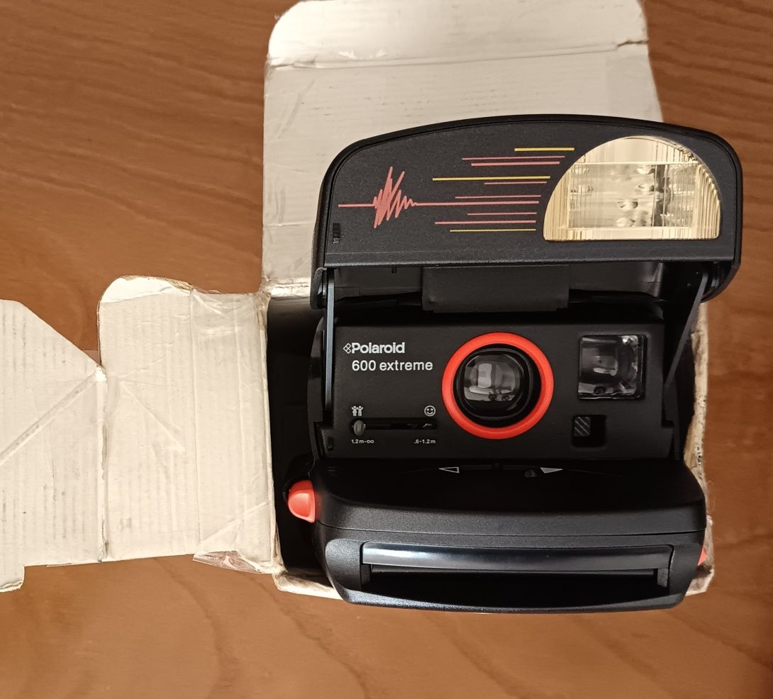 Polaroid 600 Extreme