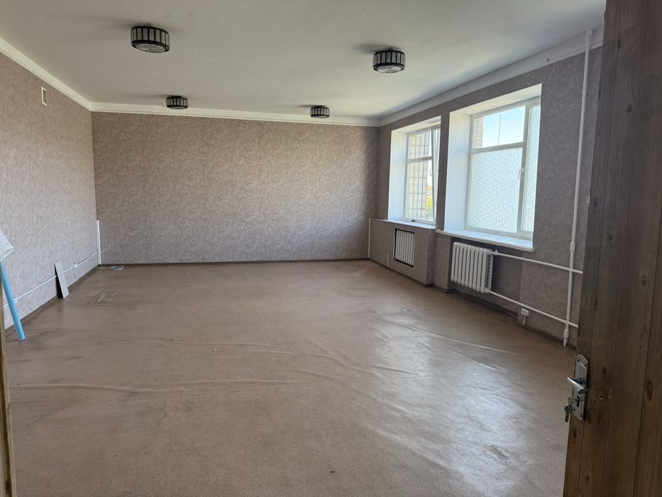 Оренда комерційного приміщення в центрі міста. Власник