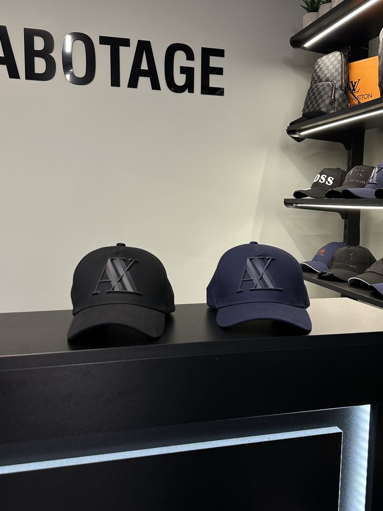 Кепка бейс Armani бейсболка