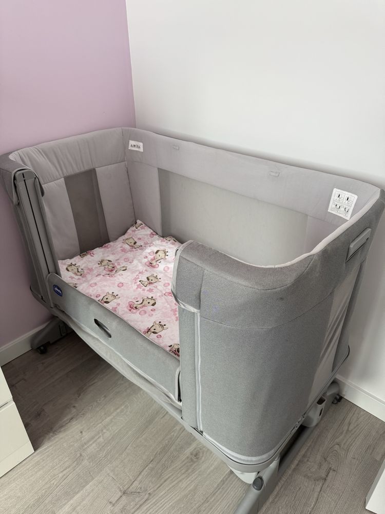 Chicco Next2Me Forever – łóżeczko dziecięce 3w1 - stan bdb