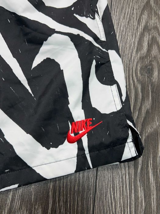 Nike Swoosh чоловічі плавальні спортивні шорти тренувальні оригінал M