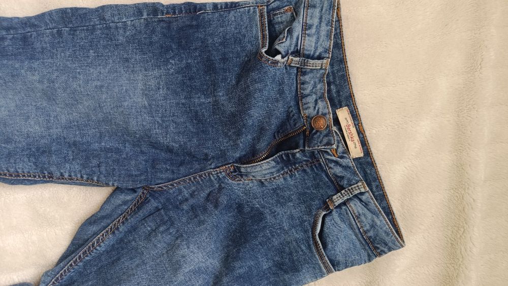 Bershka jeansy z wysokim stanem rurki dopasowane S 36