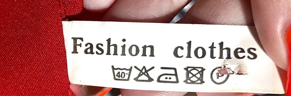 Червона сукня-піджак на запах