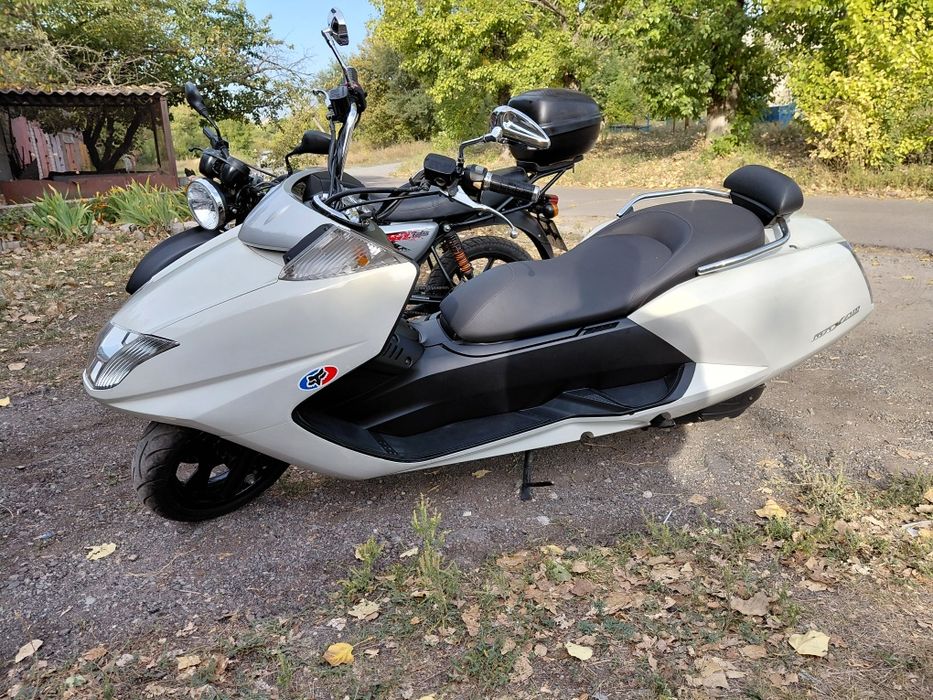 Yamaha 250 maxam максискутер