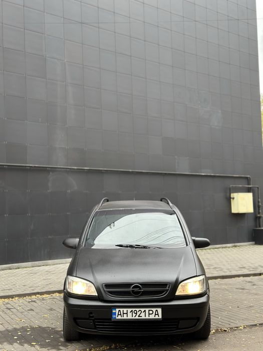 Opel Zafira A (рест) 2.2 дизель/механіка