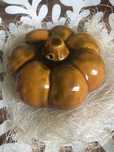 Szkliwiona ozdobna dynia ceramiczna jesień halloween