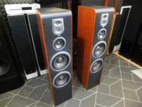 Duże eleganckie kolumny głośnikowe JBL ES 90