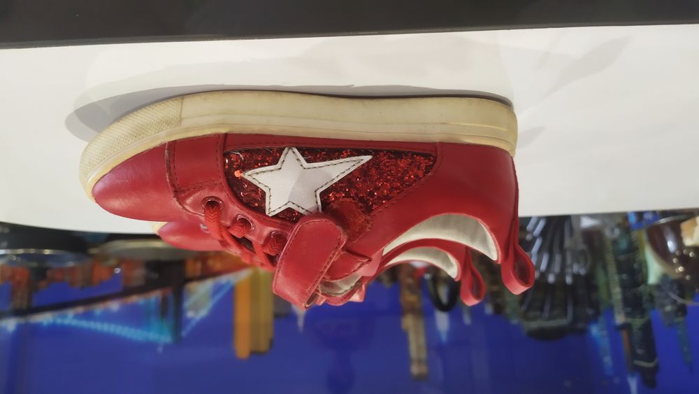 Продам ботинки для девочки