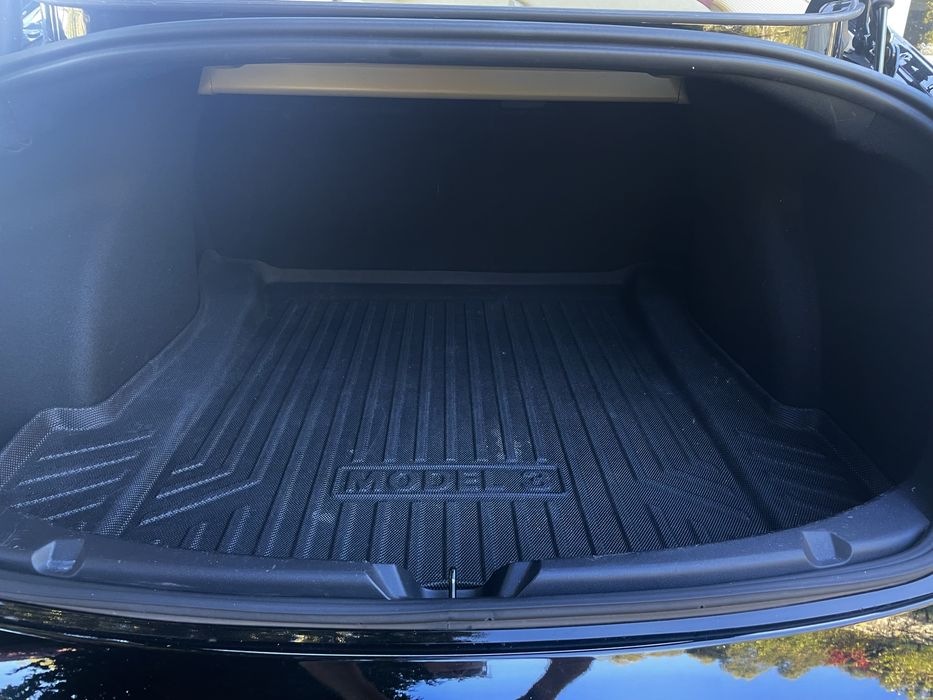 Tesla Model 3 Std Range Plus RWD + gancho de reboque