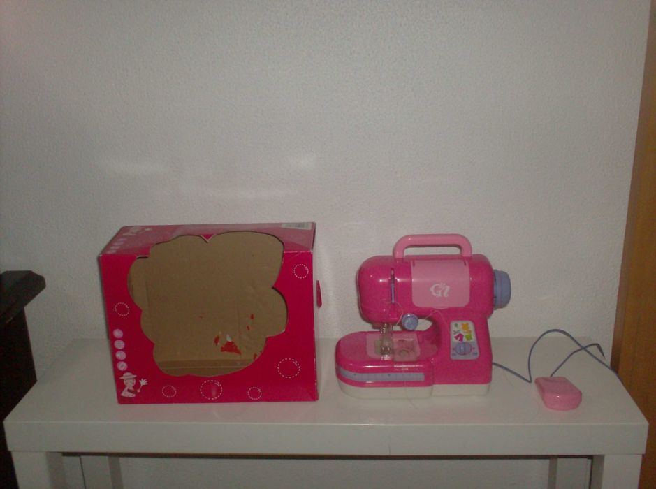 Máquina de Costura de Brincar