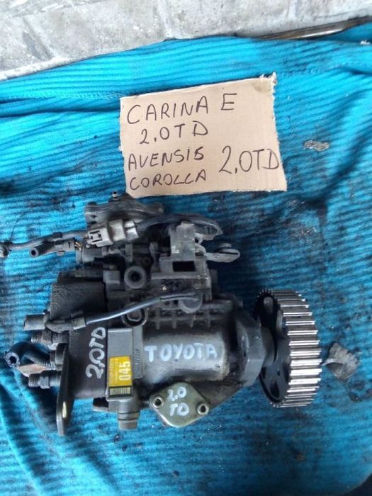 Toyota carina E 2,0td pompa wtryskowa  22100-6e140 avensis corolla 22100-6D811