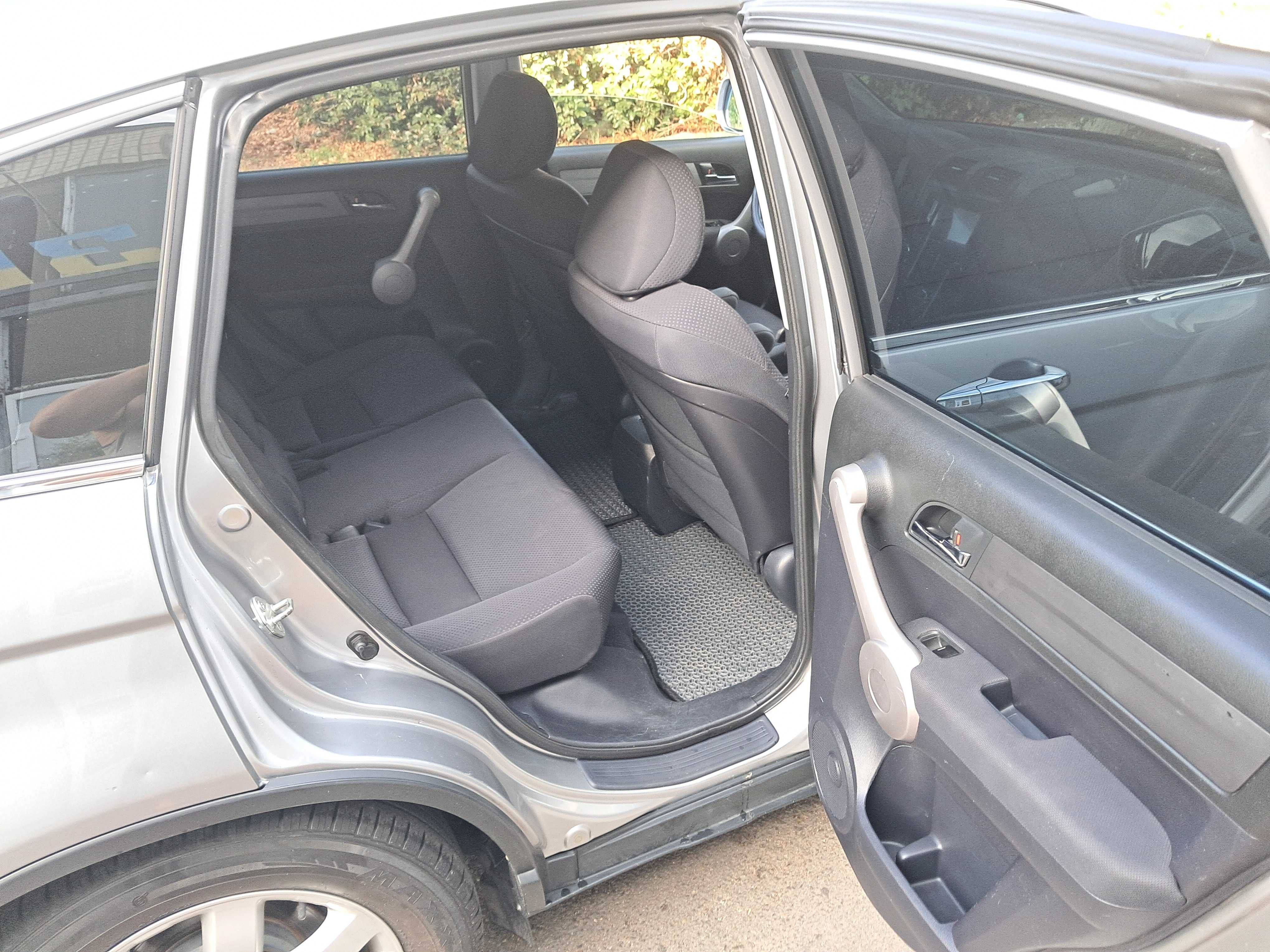Продам HONDA CR-V 2007 г.в.
