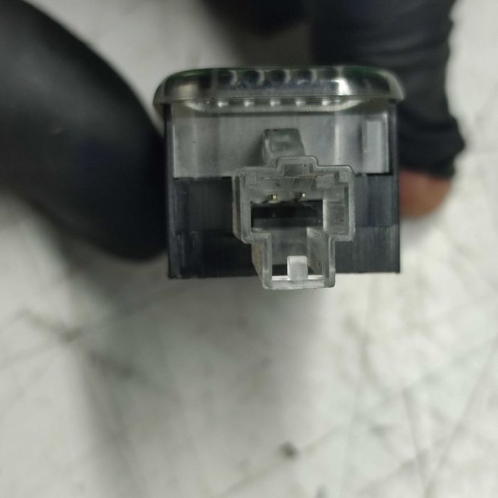 Lampka podświetlenia LED wnętrza Audi oryginał
