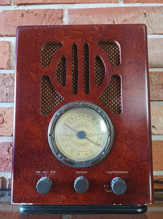 Radio 1934 Soundmaster model NR-500