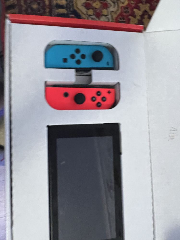 Nintendo switch + 4 gry