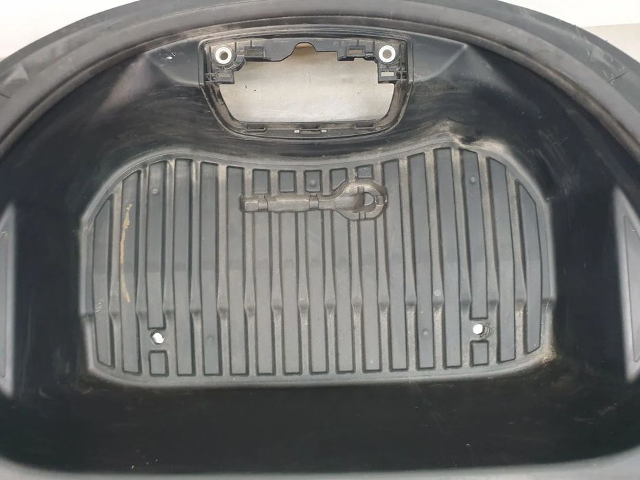 Lastro / bacia da mala TESLA Model 3 (5YJ3)