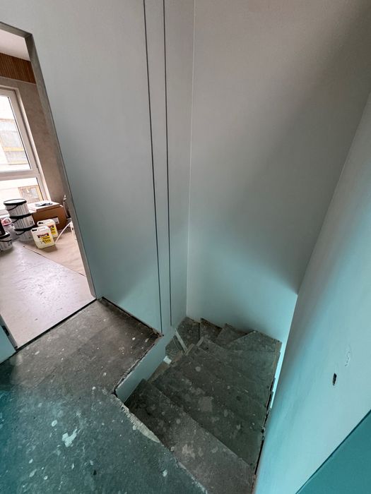 Położenie gładzi / Szpachlowanie / Malowanie / Wykończenia wnętrz