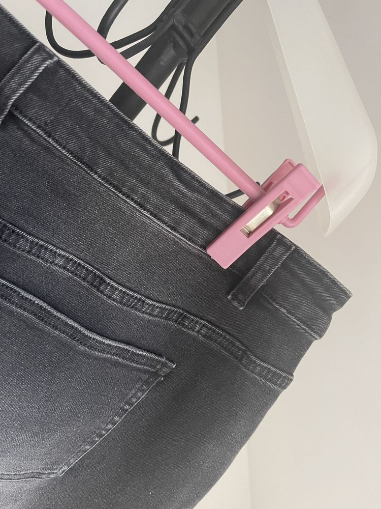 Elastyczna czarna jeansowa spódnica Next r.46