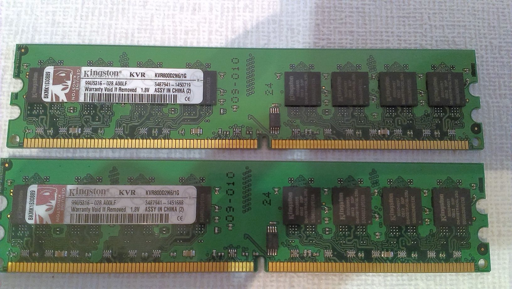 Оперативная память 2 шт, ОЗУ, Kingston DDR2 на 1Гб kvr800d2n6/1G
