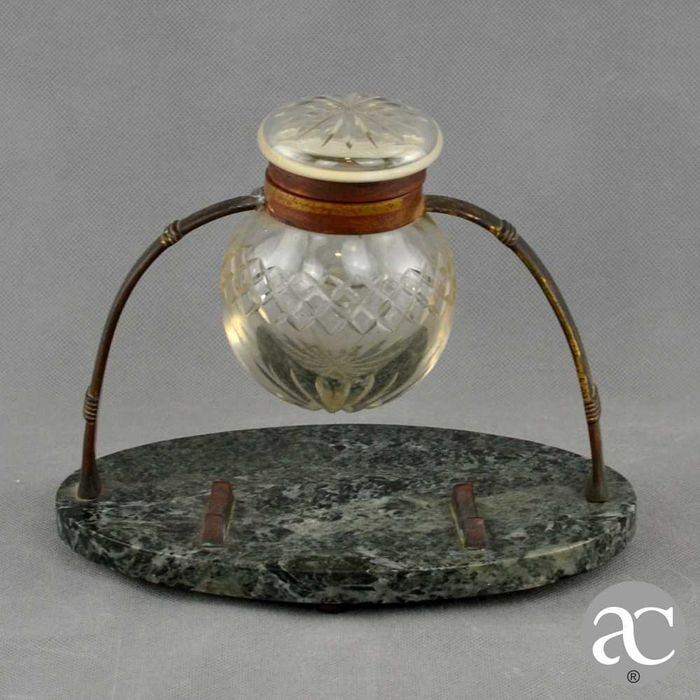 Tinteiro em vidro, metal e mármore