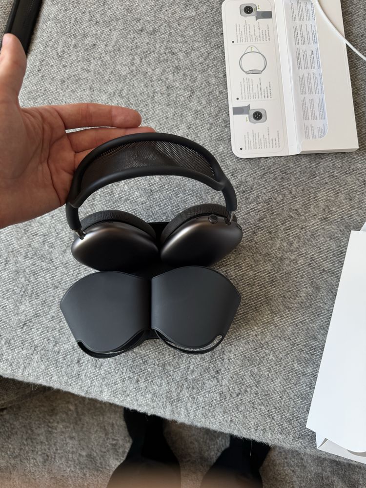 Apple AirPods Max