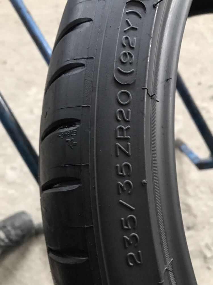 235/35/20 R20 Michelin Pilot Super Sport 4шт