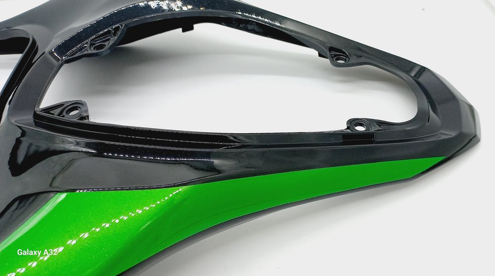 kawasaki z900 ogon zadupek owiewka czarny metalik
