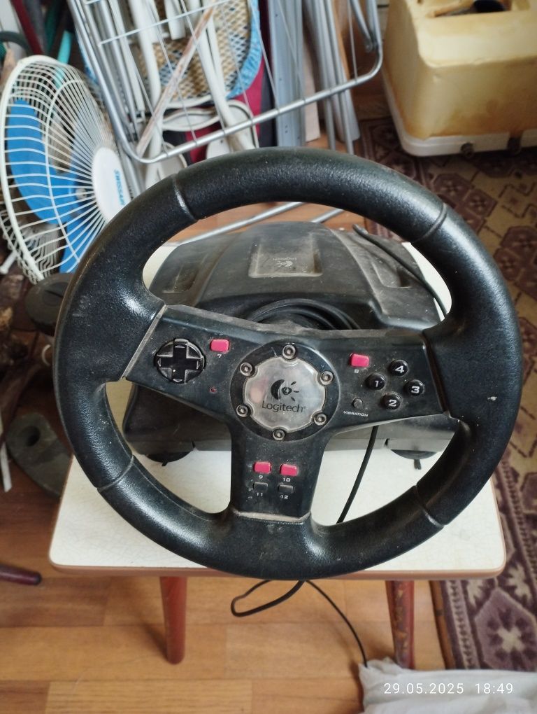 Руль Logitech formula