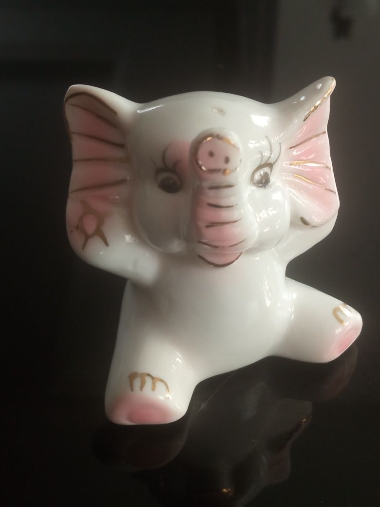 Figurka ceramiczna słoń