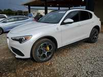 Alfa Romeo Stelvio Auta z USA - zapytaj o więcej ofert!