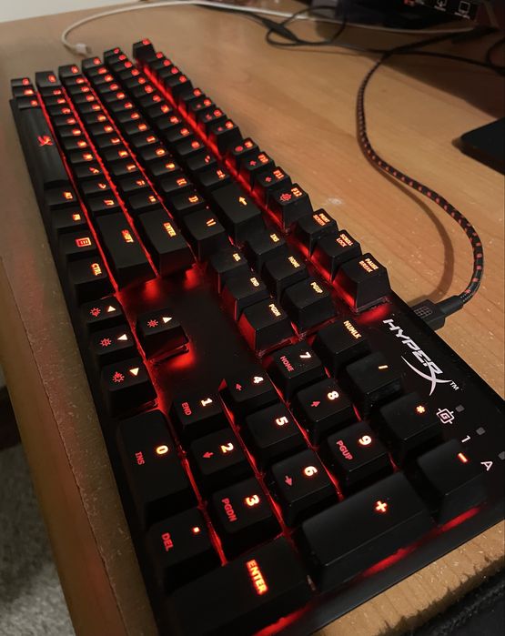 Teclado HyperX Alloy FPS