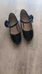 Sprzedam buty lakierki dla dziewczynki roz.31
