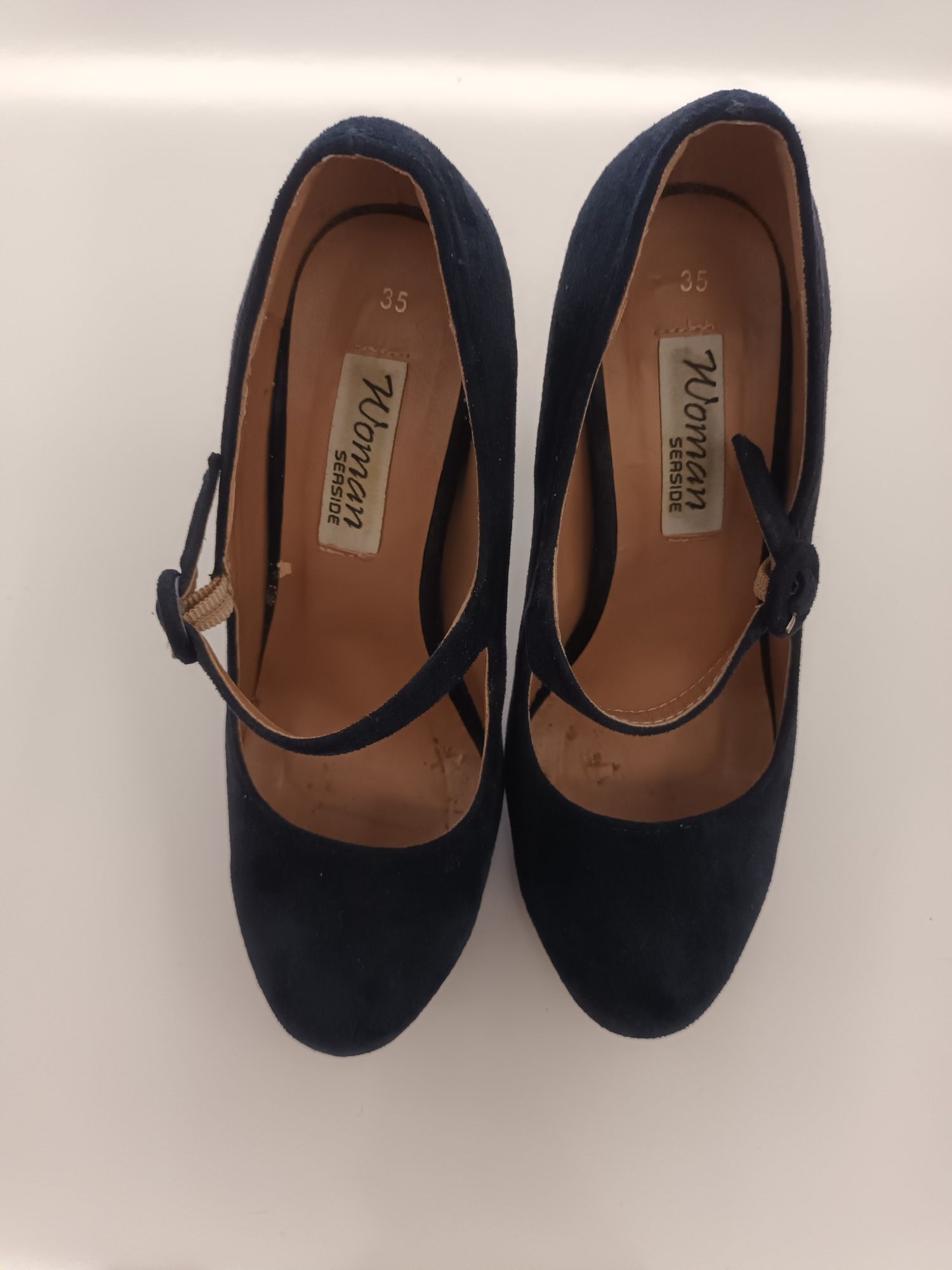 Sapatos saltos altos (tamanho 35)
