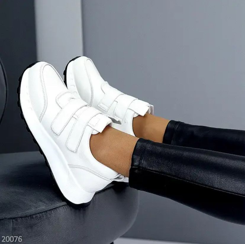 Жіночі кросівки Натуральна шкіра білого кольору