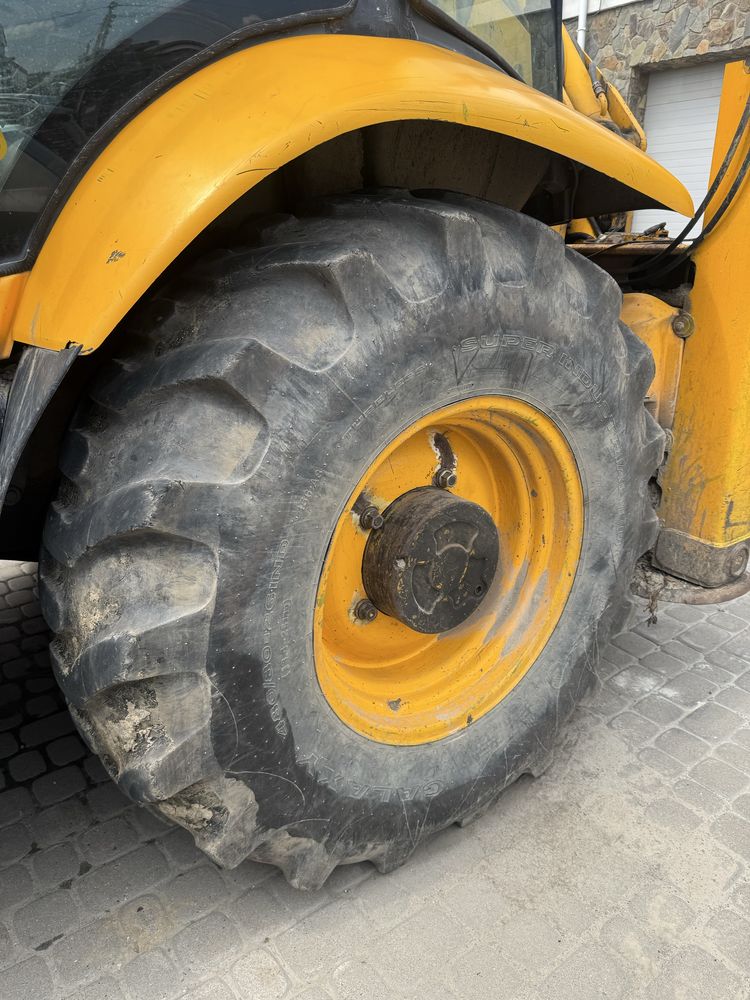 Продам Екскаватор JCB 3CX 2003 рік