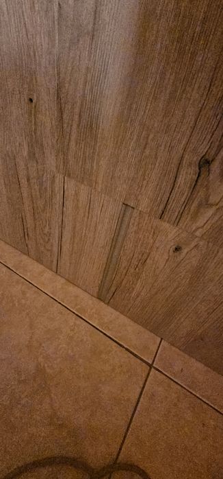 Cabeceira de Cama em Madeira