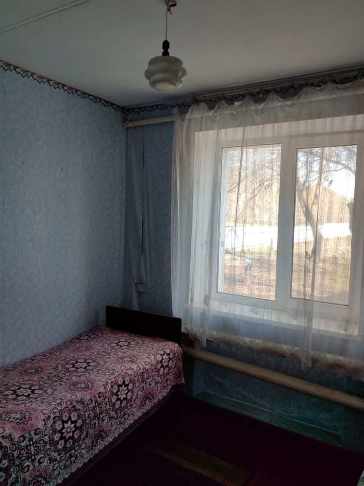 Продаж цегляного будинку в селі Любомирівка