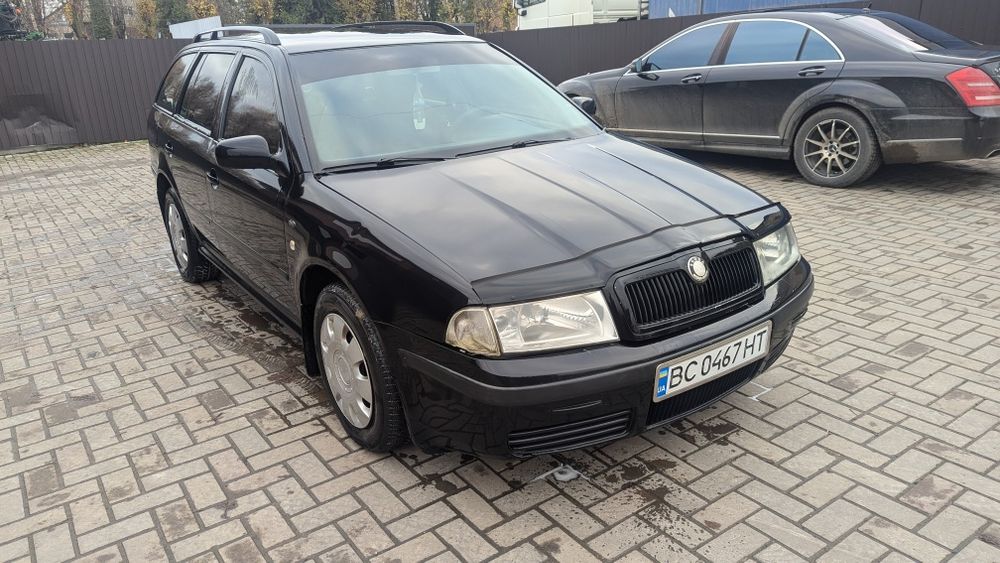 Продам дизельну Октавія