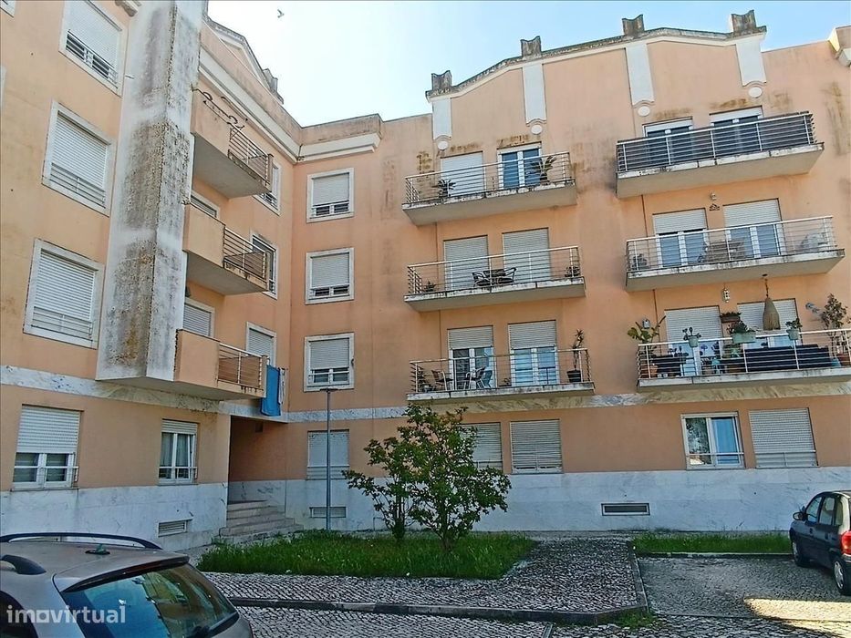 Apartamento T3 em Samora Correia