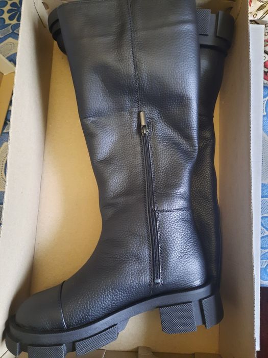 Сапоги шкіряні жіночі