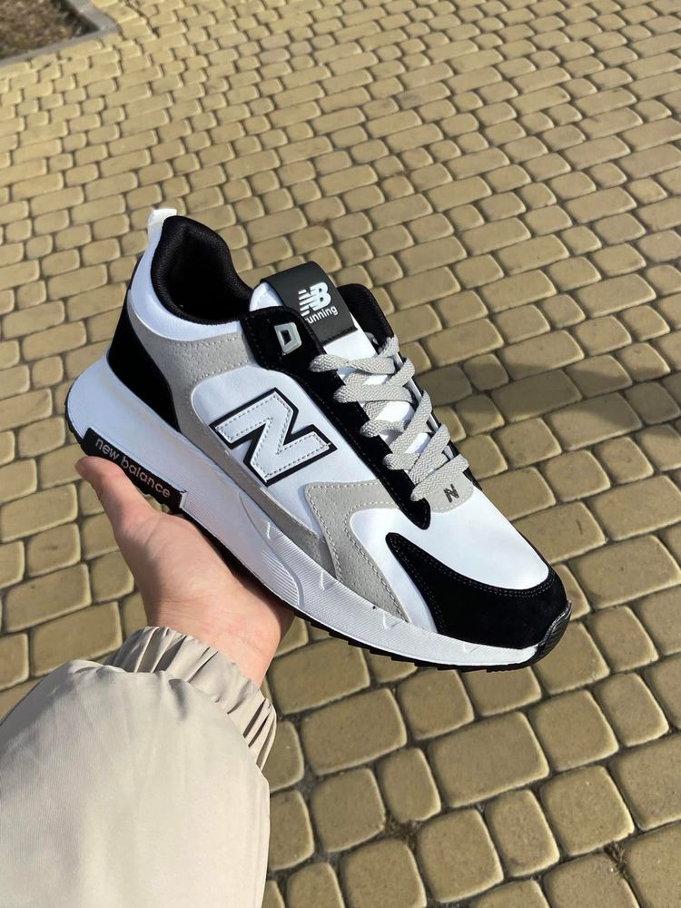 Кросівки чоловічі New Balance чорно-білі 40,41