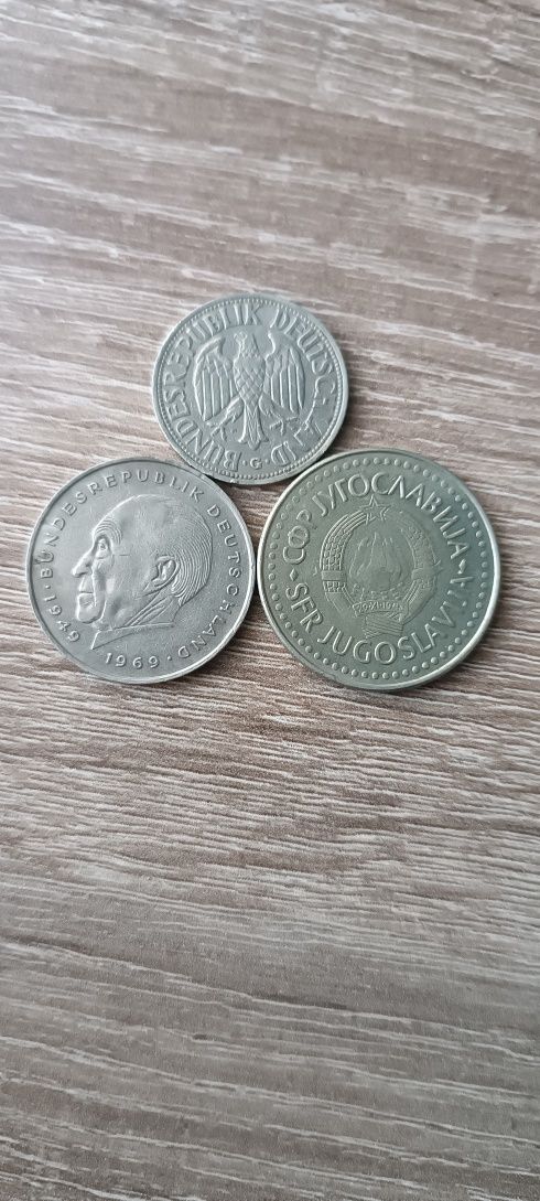 продам монеты  разных годов