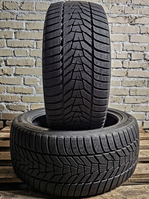 Зимова пара 235/45r18 Hankook | 7mm | 2021 | Korea | Преміум шини