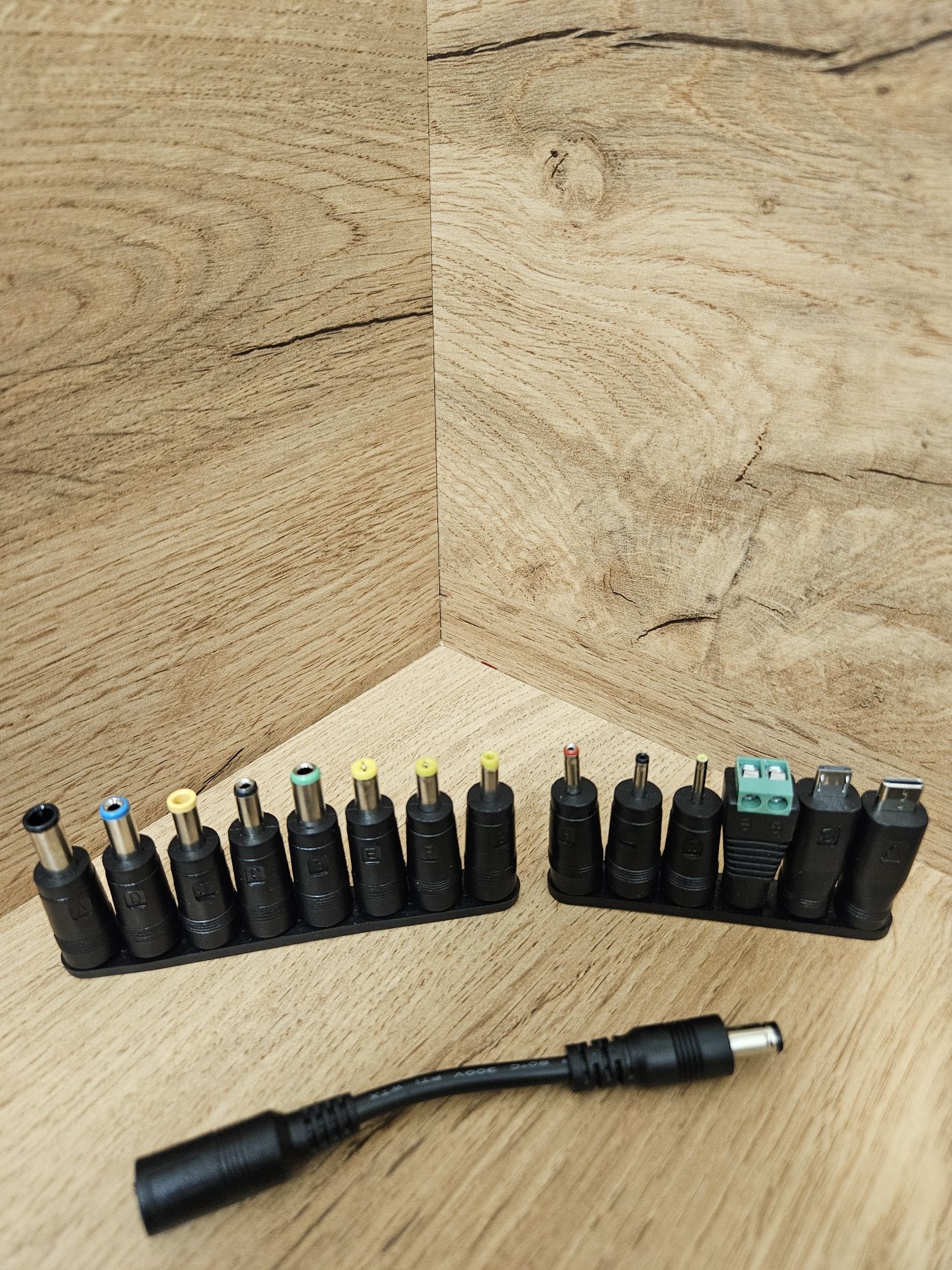 SHNITPWR 4V — 12 V блок живлення 10 A 120w