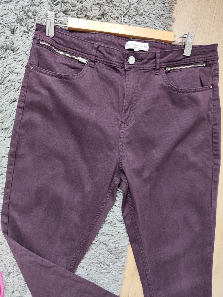 Spodnie damskie cętkowane bakłażanowe Casual Collection by F&F r. 42