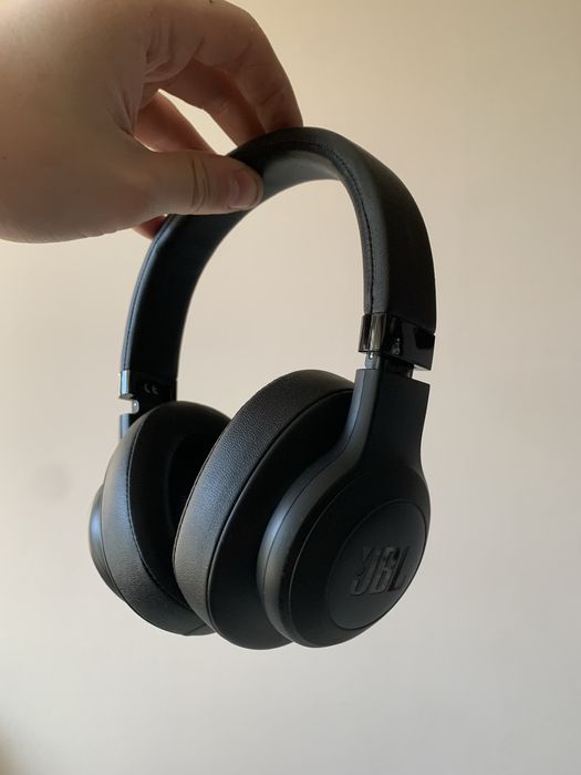 JBL E500BT Nie używane.