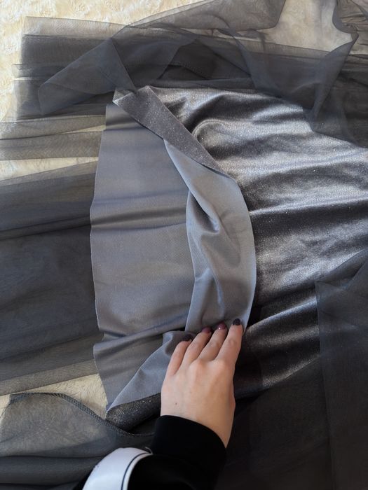 Nowa spódnica damska błyszcząca wizytowa Mohito r. L